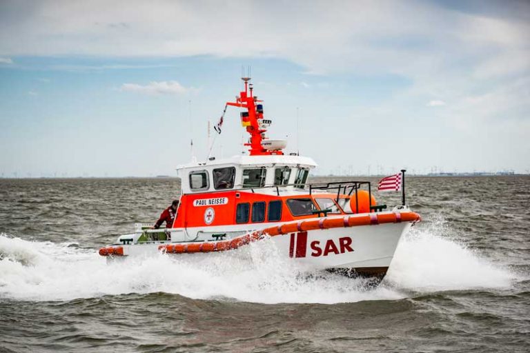 Büsum: Kapitän auf Fischkutter zusammengebrochen – Seenotretter für Fischer im Einsatz
